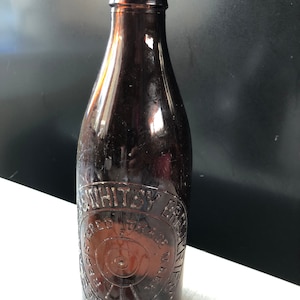 1935 Scaboro Whitby Breweries amber glass vintage  bottle in fair condition
