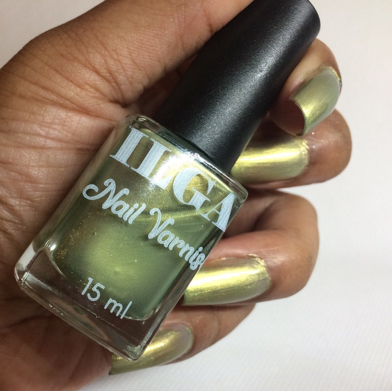 Dream In Peridot Nail Varnish image 1