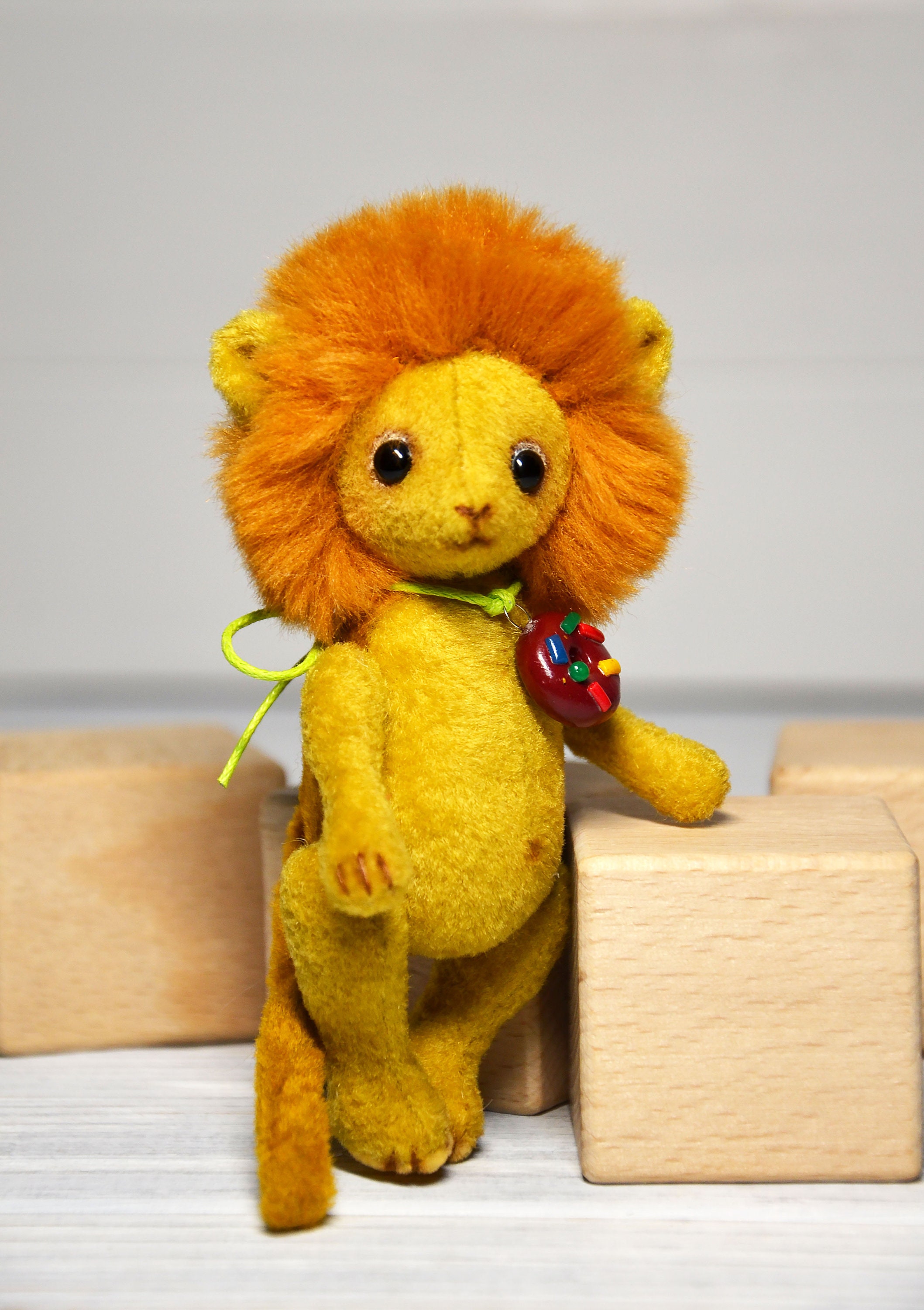 Miniature lion toy stuffed lion toy for Blythe dolls