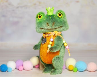 Mini plushie alien toy art doll fantasy creation Easter gift