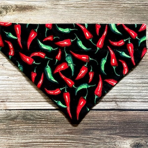 Chili Pepper Dog bandana, personalized bandana, leather name tag, Chili bandana, chef dog bandana, red and green, over the collar bandana