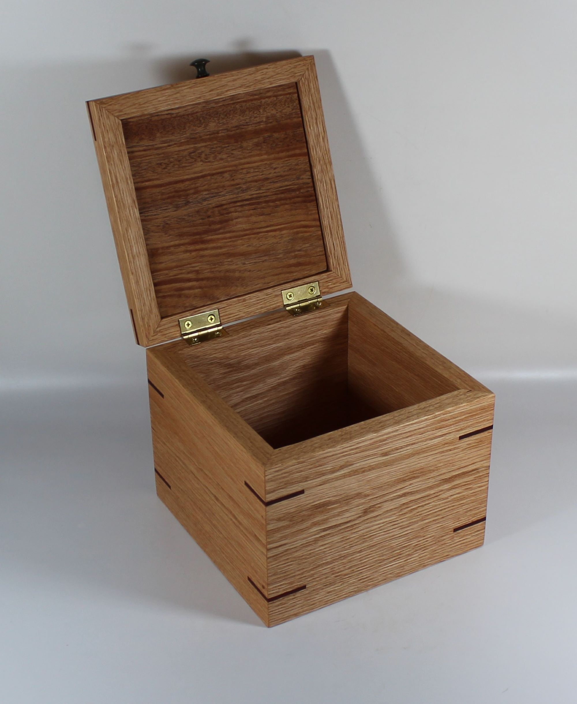 2214 Handcrafted Keepsake Box Red Oak With Engraved African