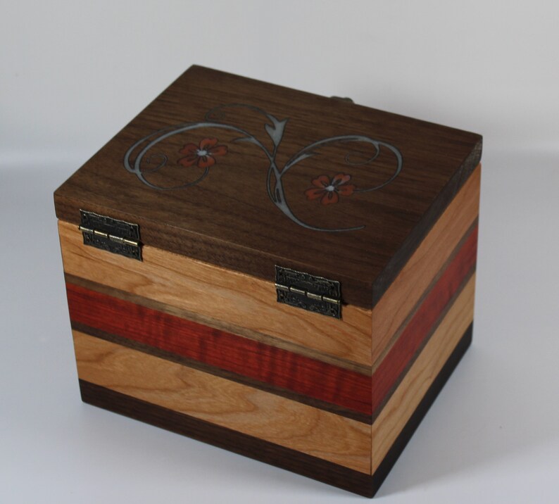 2103 Handcrafted cherry and black walnut keepsake box image 5