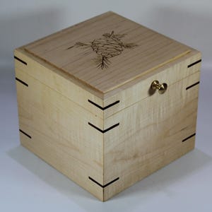 2498 Handcrafted wooden keepsake box made from curly maple