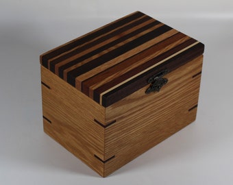 2301 white oak keepsake box with colorful lid