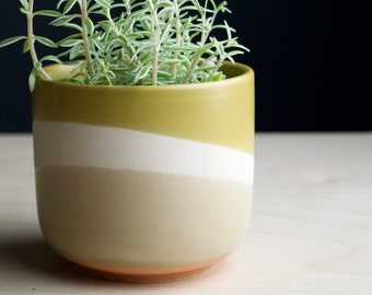 Wave Pot | Mustard