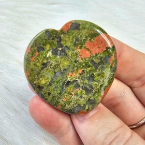 Piedra de preocupación natural Unakite Piedra de bolsillo para el pulgar hecha a mano Alivio de la ansiedad Regalos de comodidad Tarjeta de información ADICIONAL