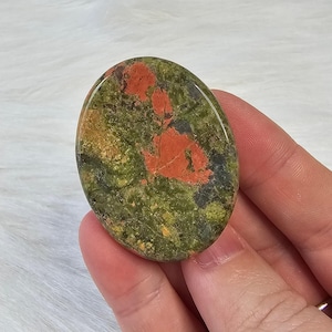 Unakite Natural Worry Stone Pedra de bolso para polegar feita à mão Alívio da ansiedade Presentes de conforto BÔNUS Cartão de informações