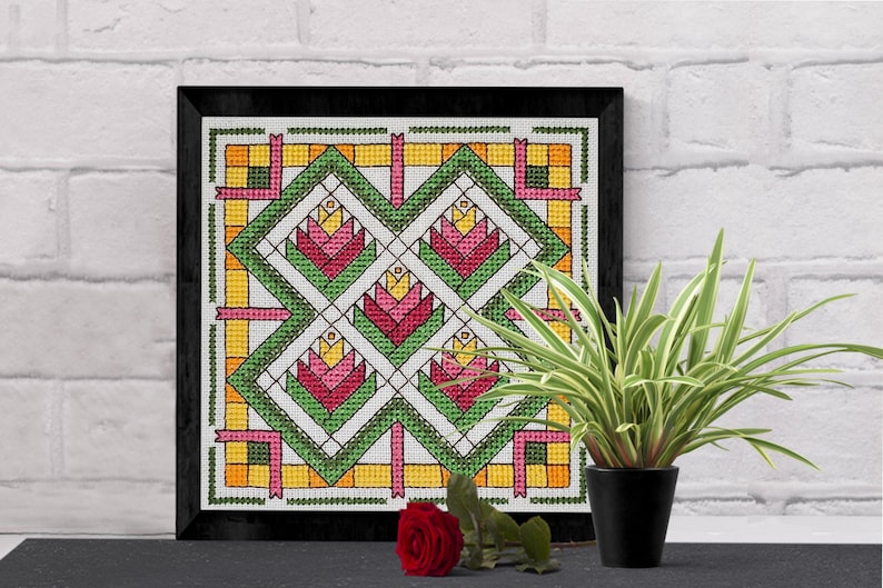 Wzór haftu krzyżykowego na blok patchworkowy „Ptak Rajski” – schemat średniozaawansowany (plik PDF w wersji cyfrowej) zdjęcie 1