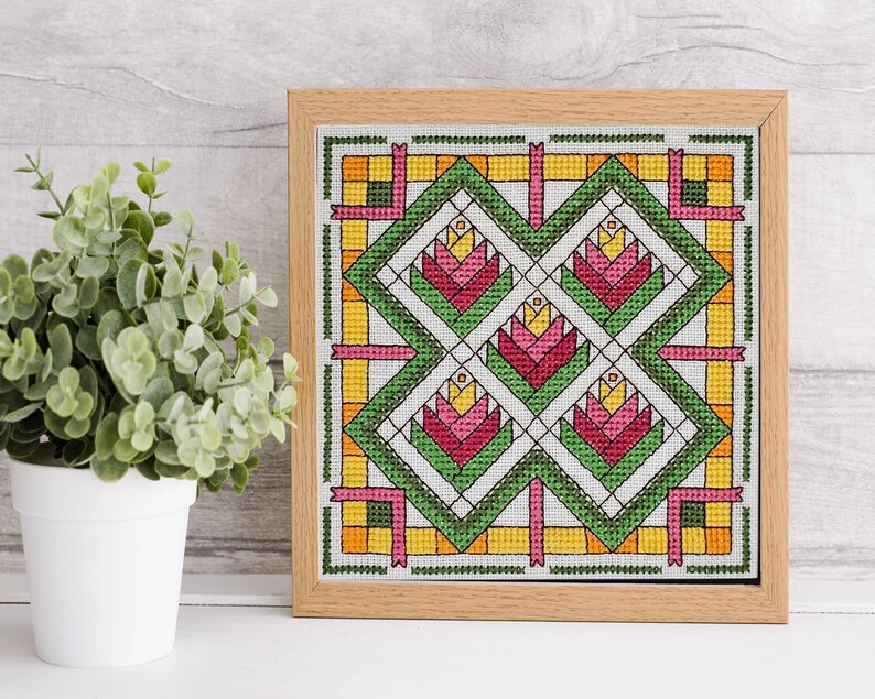 Wzór haftu krzyżykowego na blok patchworkowy „Ptak Rajski” – schemat średniozaawansowany (plik PDF w wersji cyfrowej) zdjęcie 6