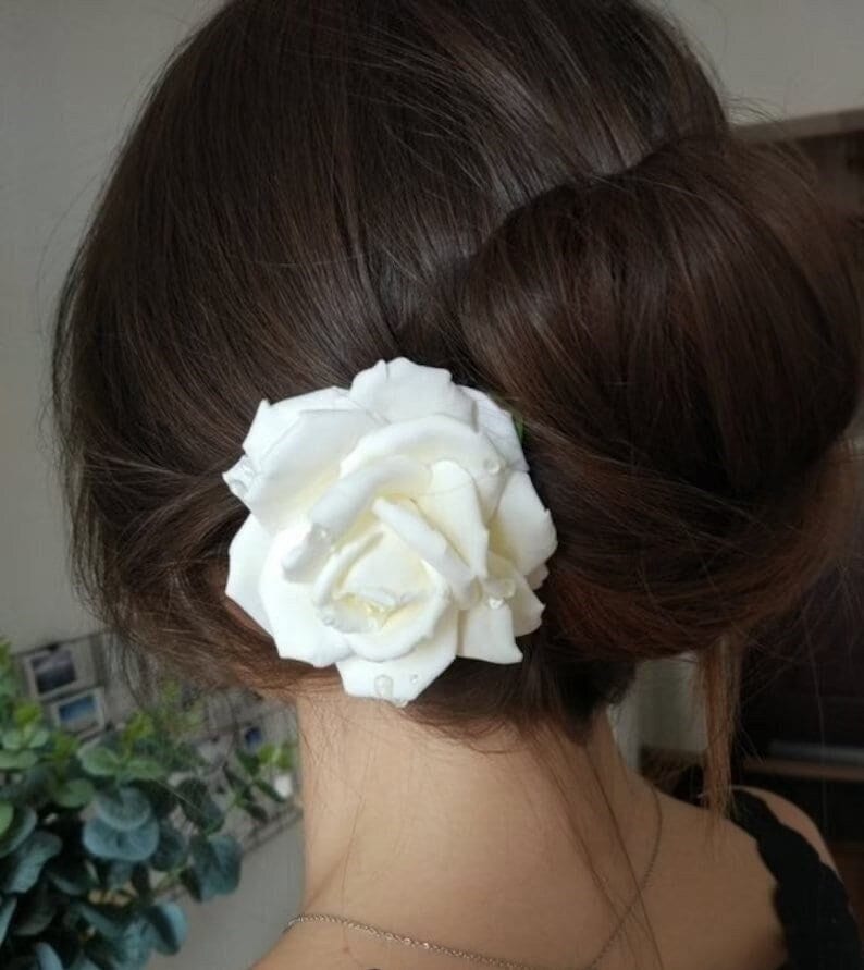 VIVIANO Rose Hair Clip / White（2点セット） White Rose Hair Clip: Polymer Clay Wedding Accessory for