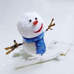 Cute Snowmen Christmas Miniature – Handcrafted Snowman Decor, Christmas Gift, Holiday Village Figurine