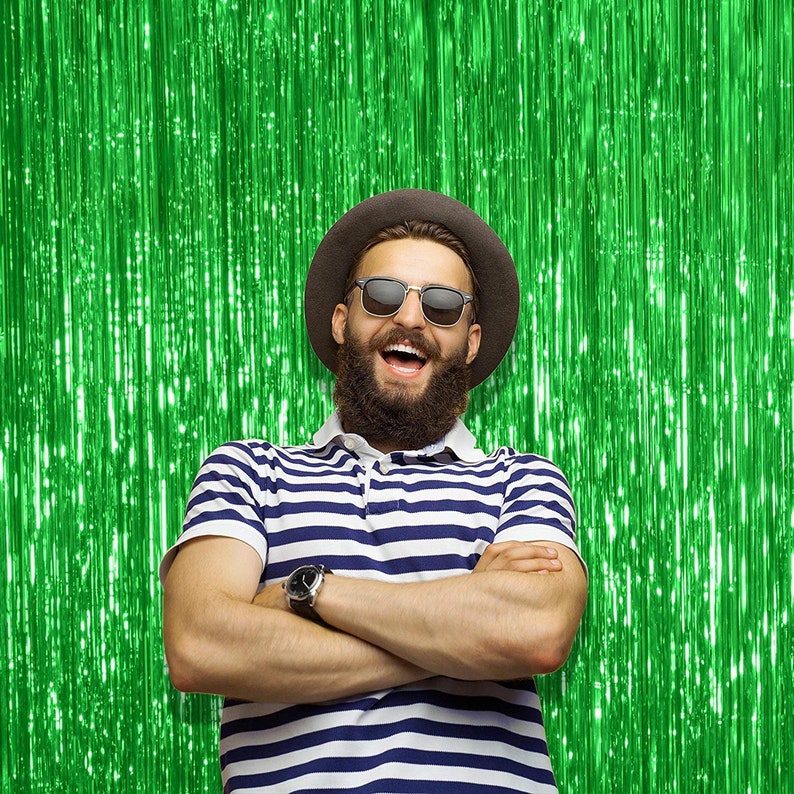Party Prop Green Metallic Fringe Foil Garland photo back drop Curtain Birthday Wedding Anniversary Christmas Decoration