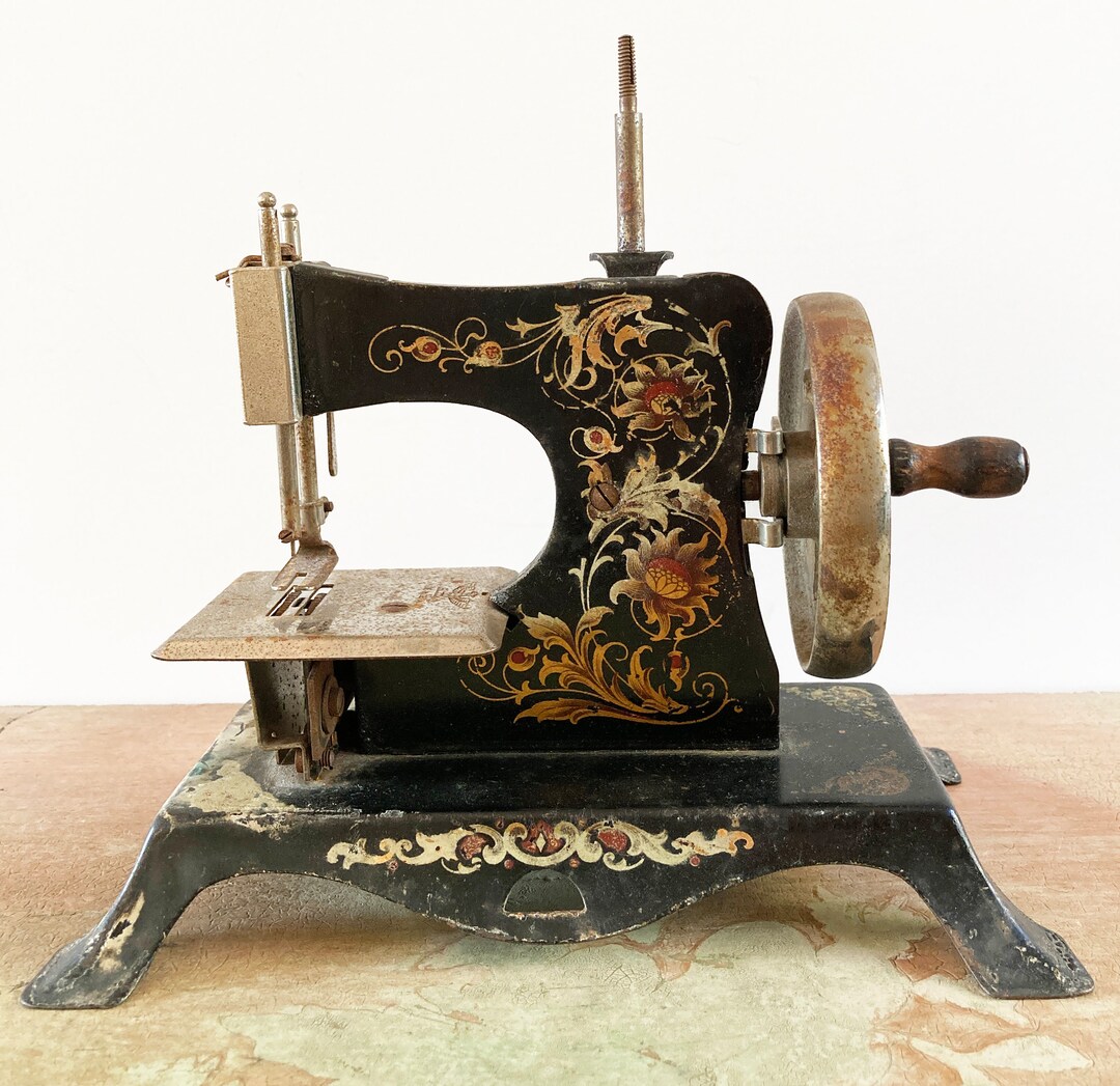 Antique Childsize Sewing Machine C1930, Germanmade by Casige With