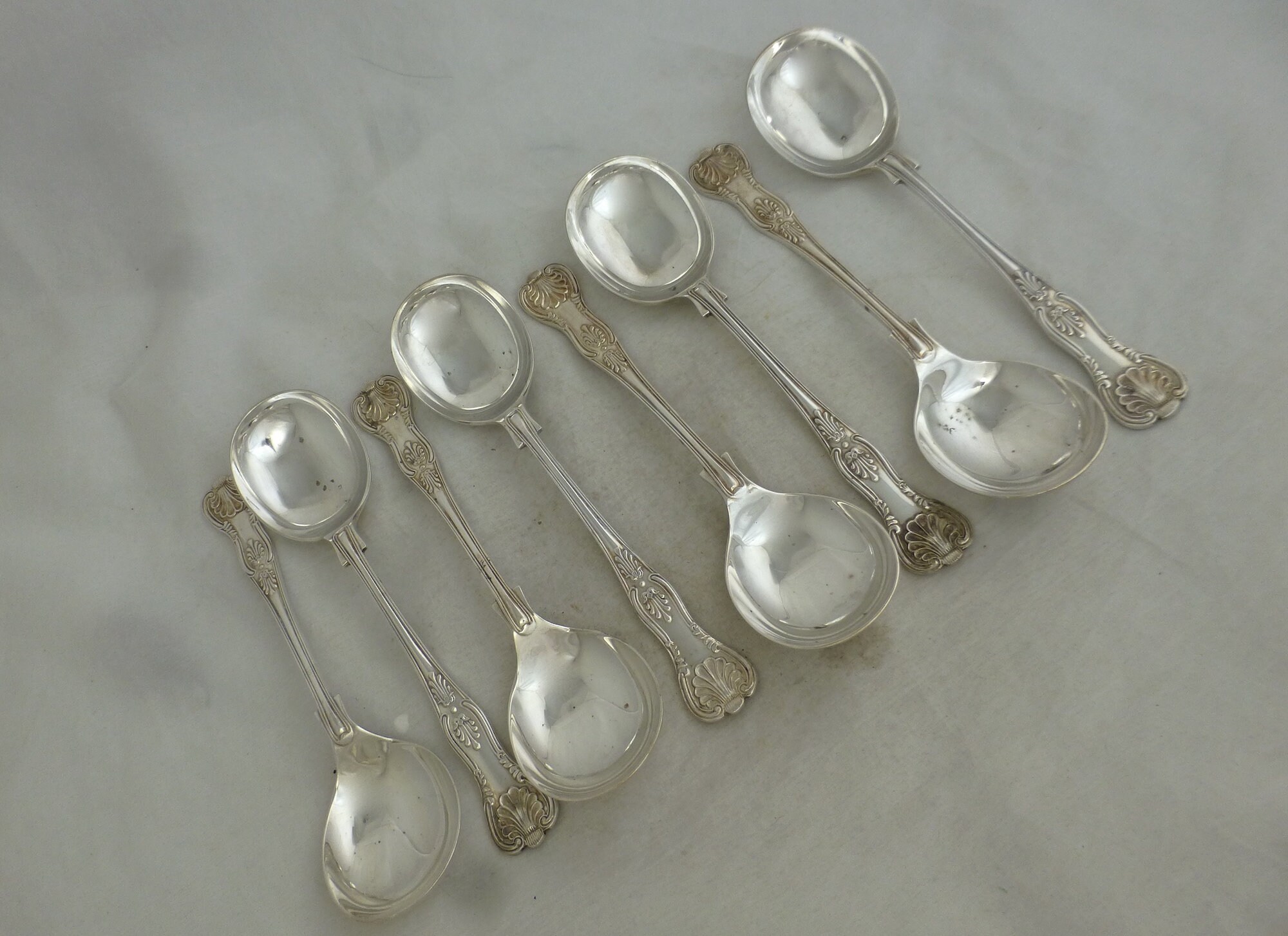 Cooper Brothers（クーパーブラザーズ）社 ビンテージスプーン Vintage High Quality Cooper Brothers Kings Pattern Silver Plate