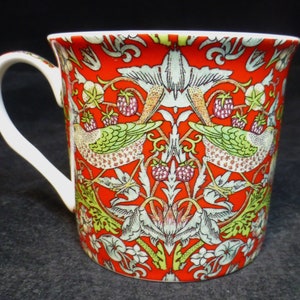William Morris Red Strawberry Thief Birds Porcelain Mug or Cup – Arts and Craft Design - Decorative Handle - Designed in England Abbeydale
