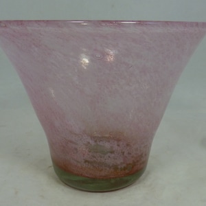 Nazeing Rose Pink Clouded Freeform Glass Large Vase / Bowl Wide Rim – 5.75 in H - Air Bubbles Encased In Glass – English Studio Glass 1930s
