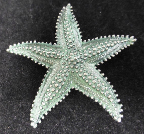 Vintage Starfish Silver Pewter and Iridescent Gre… - image 1