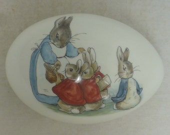 Vintage Wedgwood Peter Rabbit with Mother Rabbit and Bunnies Bone China Egg Shaped Trinket Box with Lid - Made in England - Collectible Gift