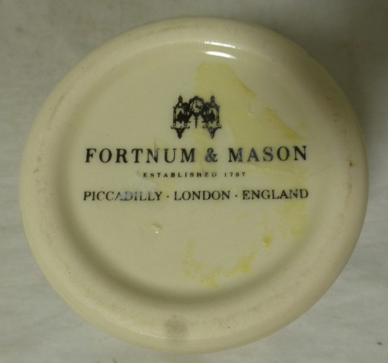 Rare Fortnum & Mason Milkmaid Dandy English Blue Stilton Cheese Porcelain Storage Canister / Jar Crock and Lid 3.25 in H Stilton not inc image 7