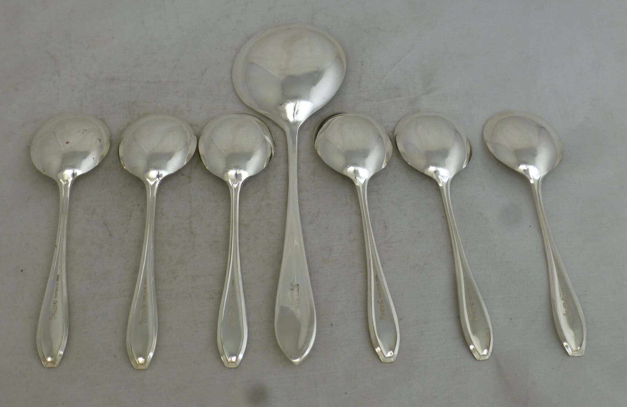 Vintage Cooper Brothers Silver Plate Cased 7 Piece Fruit Dessert