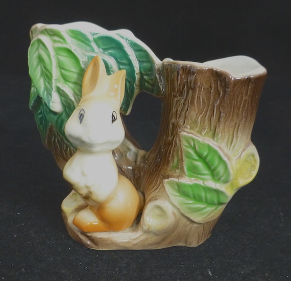 Hornsea Pottery Vintage Fauna Rabbit & Two Tree Trunk Double Posy