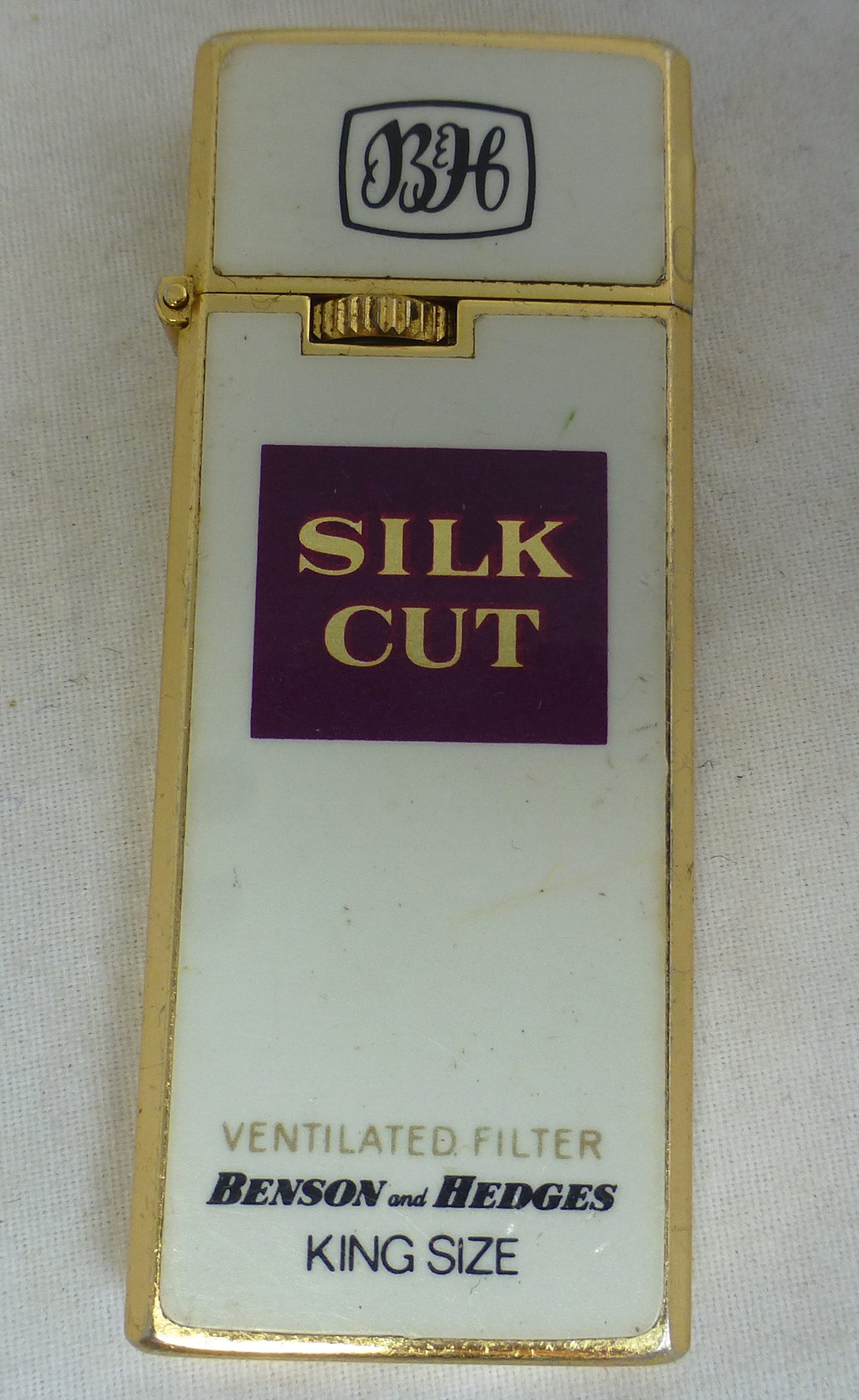 Vintage Benson and Hedges Silk Cut Ventilated Filter Cigarette Lighter - Silk Cut & BH Brand Advertising Lighter – Japan Tobacciana