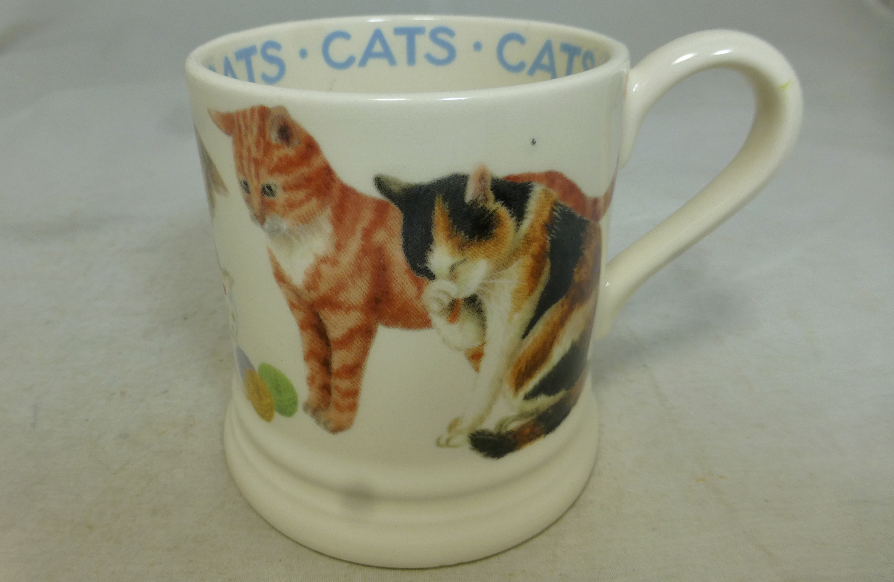 Emma Bridgewater Cats With Balls of Wool Half Pint Mug Hand