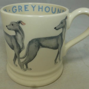 Boccale da mezza pinta Emma Bridgewater Greyhound - Spugna decorata a mano con motivo di razza canina - Staffordshire, Inghilterra - Mai usato con etichetta