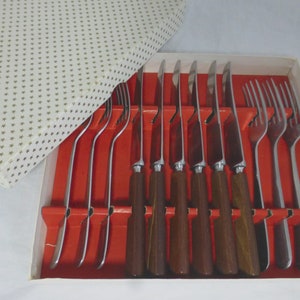 Vintage Boxed Set mit 6 Paar Unity Sheffield Signiert Handgefertigtes Besteck - 6 Firth Edelstahl Menümesser Holzgriff & 6 Passende Gabeln