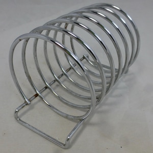 Vintage Silver Chrome Round Coil 6 Slot Breakfast Toast Rack / Letter Rack on Stand 6 in W – Designer Kitchenalia Gift – Minor rust spots