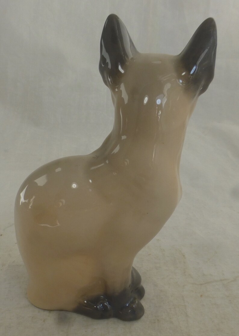 Vintage Large Royal Copenhagen of Denmark Siamese Cat Hand Painted Cream Grey Porcelain Figurine 3281 1st Quality 7.75in H Base Stamp image 7