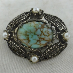 Art Deco Blue Peking Czech Glass Cabochon & Faux Pearl Pin Brooch - Silver Pewter Setting – Oval brooch - Fabulous Vintage Costume Jewellery