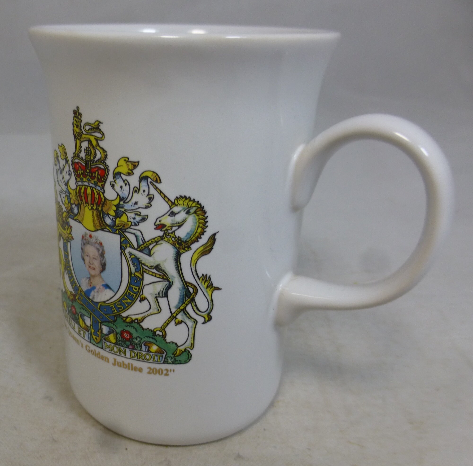 ヴィンテージ エリザベス女王 ゴールデンジュビリー記念磁器マグカップ