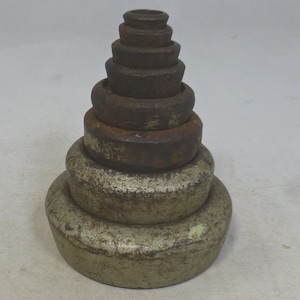 Vintage Set of 8 Round Cast Iron Stackable Imperial Weights 2 lb to 0.25 oz - Interior Décor Kitchen Scales Weights - Made in England