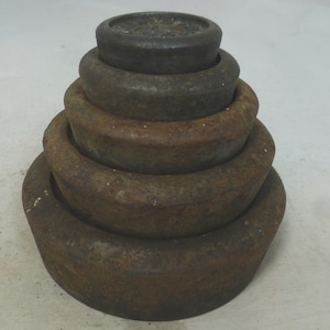 Vintage Signed Set of 5 Indented Black Cast Iron Stackable Imperial Standard Weights – 4 lb to 4oz - Interior Décor Kitchen Scales - England