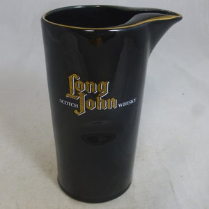Vintage glossy black ceramic Long John Scotch Whisky Water 1 Pint Pub Bar Jug / Pitcher - Made for Scottish distilleries - Retro Barware