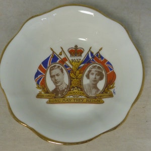Vintage Coronation King George VI & Queen Elizabeth 12 May 1937 Royal Commemorative Pin Dish Scalloped 4.75 in D - Delphine China - Souvenir
