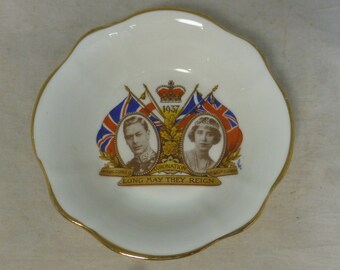 Vintage kroning koning George VI & koningin Elizabeth 12 mei 1937 Royal Commemorative Pin Dish Scalloped 4.75 in D - Delphine China - Souvenir