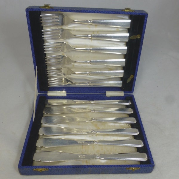 Set con custodia Art Deco 6 paia di posate per coltello e forchetta da pesce in argento Roberts e Dore 1932 - EP R & D NS firmato vintage, Rd 773916 - Inghilterra