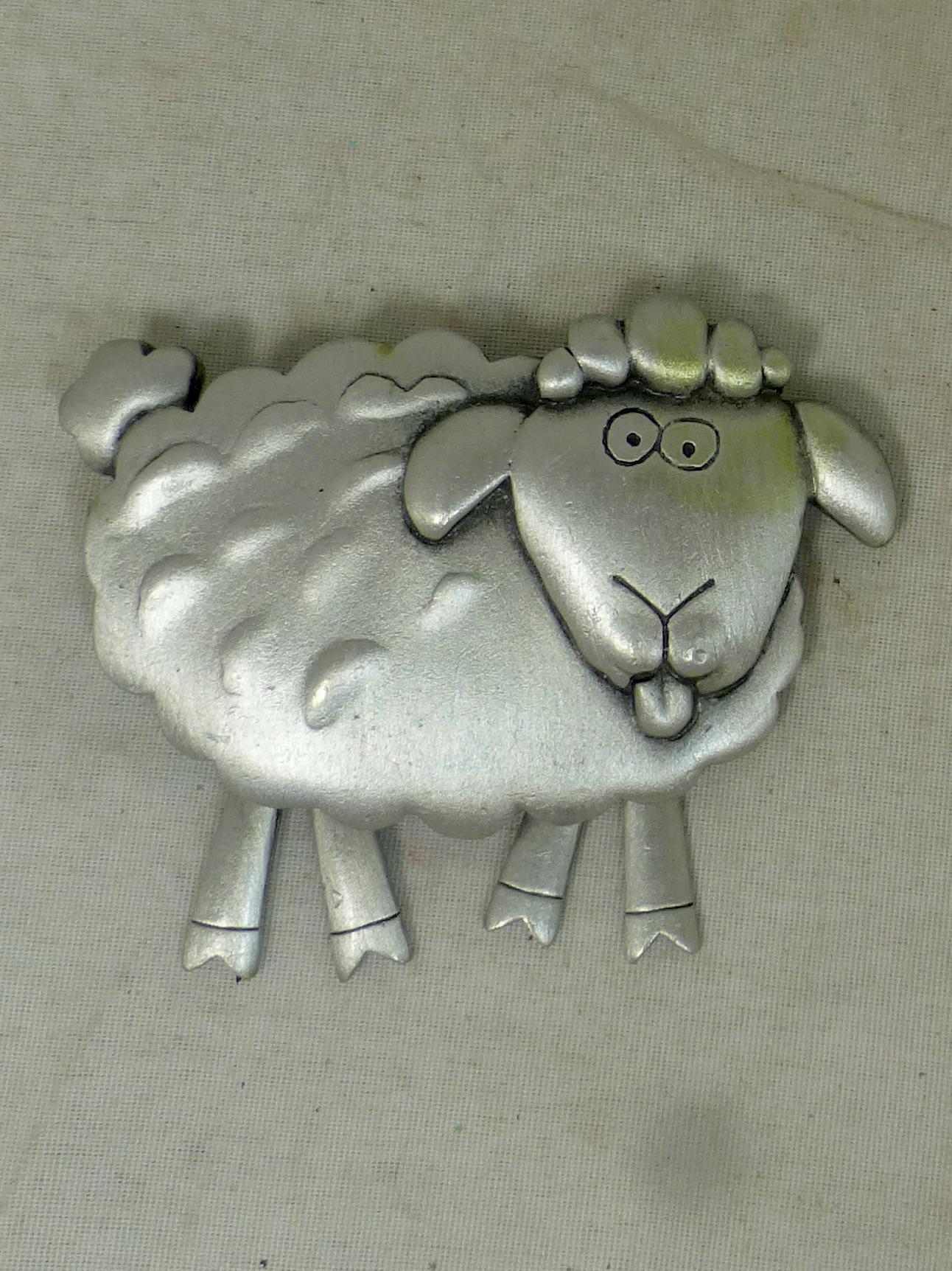 MARK 1 TANK Pewter Pin Brooch Badge - WW1 British Army Royal Tank