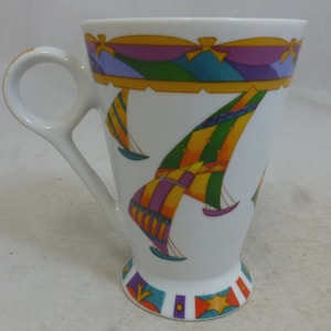 Colourful Windsurfing Novelty Design Porcelain Coffee / Tea Mug - Fun Sea Sports Themed Cup Gift - Stylish Geometric Design