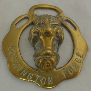 Pferd Messing Vintage Medaillon mit 3d Pferd Kopf & Cockington Schmiede Motto - Cart Pferd SammlerStück Englisch Pub Dekor Souvenir - Motto Ware