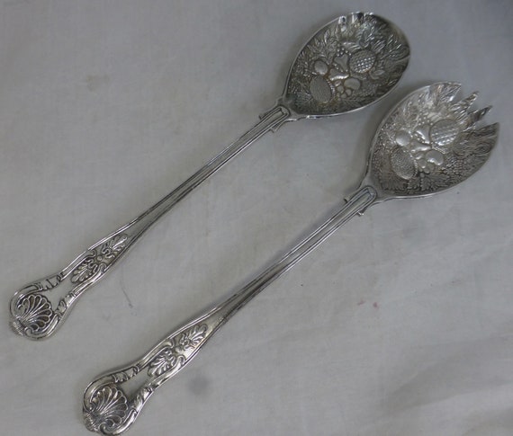 A Silver Plate Flatware Set for 6: Old English Pattern silverware