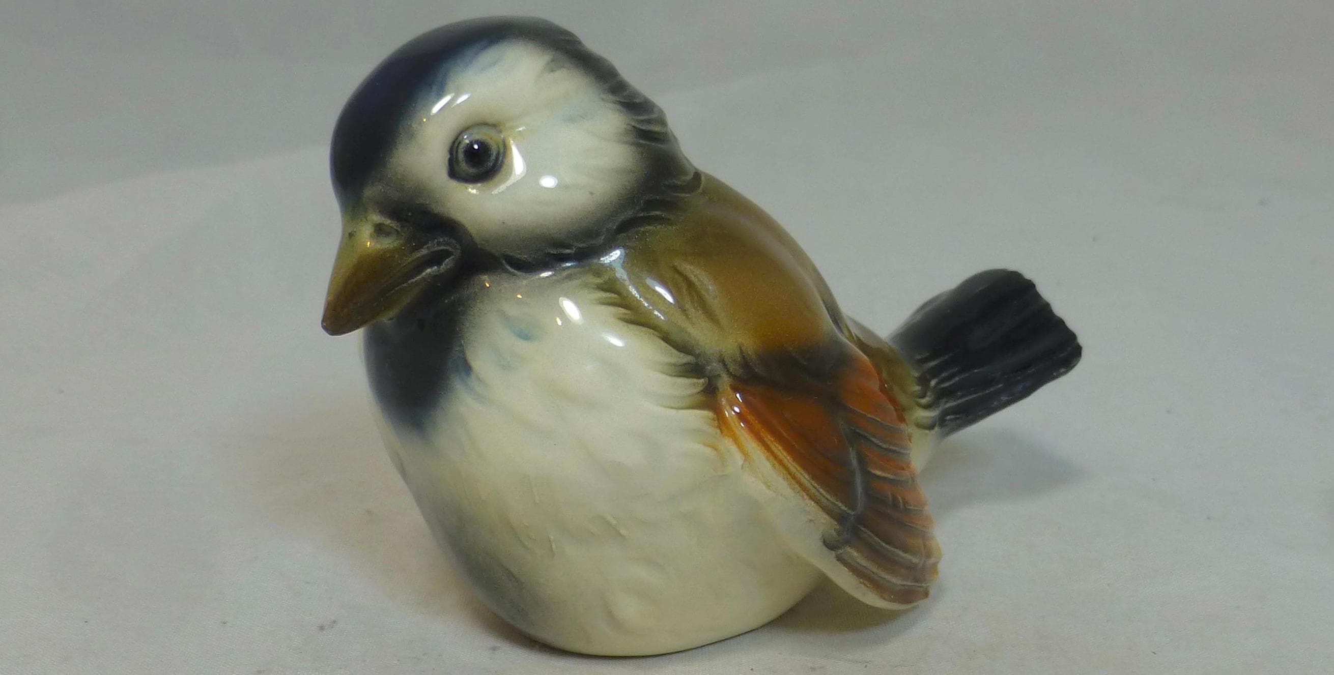 ヴィンテージ ゲーベル フンメル 磁器 スズメ シカディー 鳥 CV74