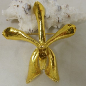 Vintage Gold 24 Karat Orchid Large Flower Pin Brooch – Real Gold Plated Orchid Flower by RISIS Singapore – 2.25 in H - Gold Jewellery 1980s