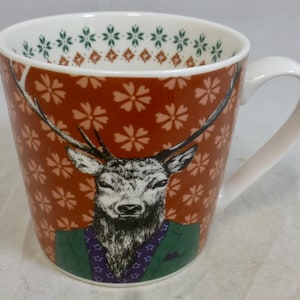 Tazza o bicchiere grande in porcellana con cervo, corna e giacca, divertente ed elegante, con motivo "After Dark" - Azienda inglese di articoli da tavola - Tazza con cervo - Nuovo con etichetta