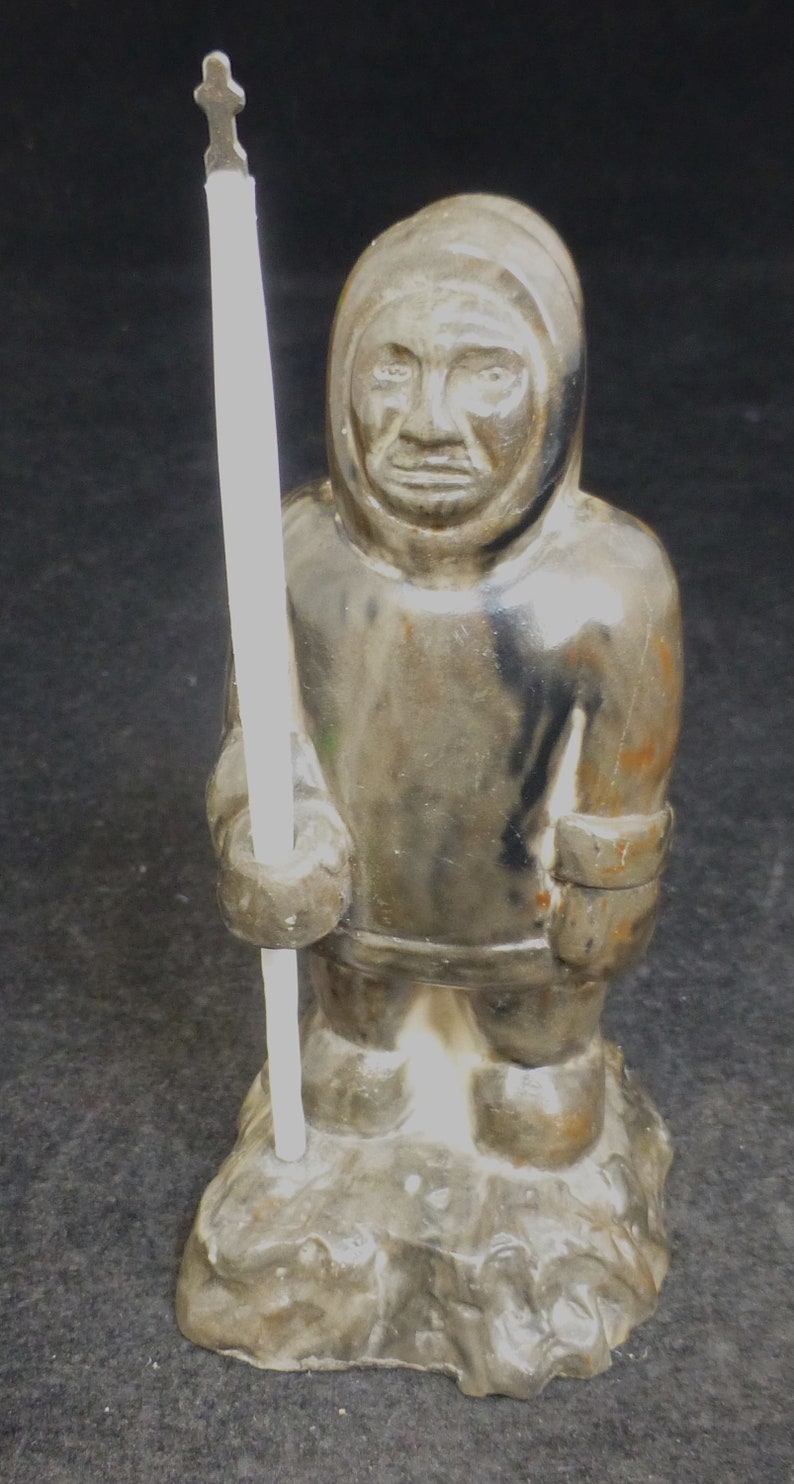 Hand carved Eskimo Tribal Art Nanaimo British Caledonia Canada Thorn