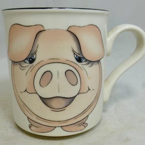 Taza de café de porcelana vintage con imagen divertida de un cerdo rosa al revés - Arthur Wood - Cerámica de Staffordshire, Inglaterra - Regalo divertido para los amantes de los cerditos