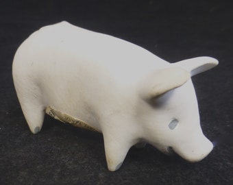 Cottage Pottery Pig Animal Vintage Figurine - Hand Painted Ceramic Pig with Curly tail – Original Label – Made in Britain